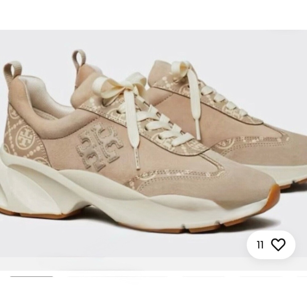 Like new Tory Burch beige sneakers size 8M